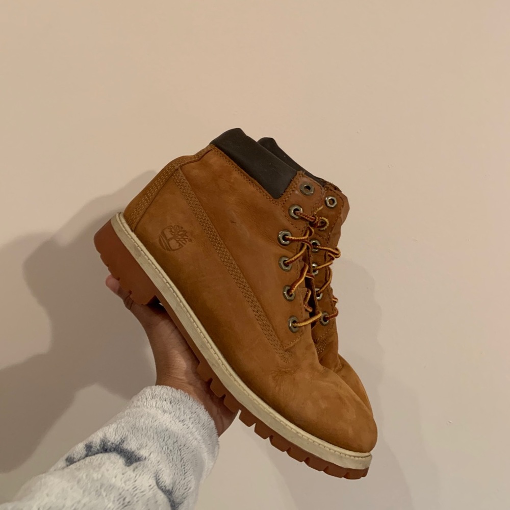 Timberlands - Picture 2 of 4
